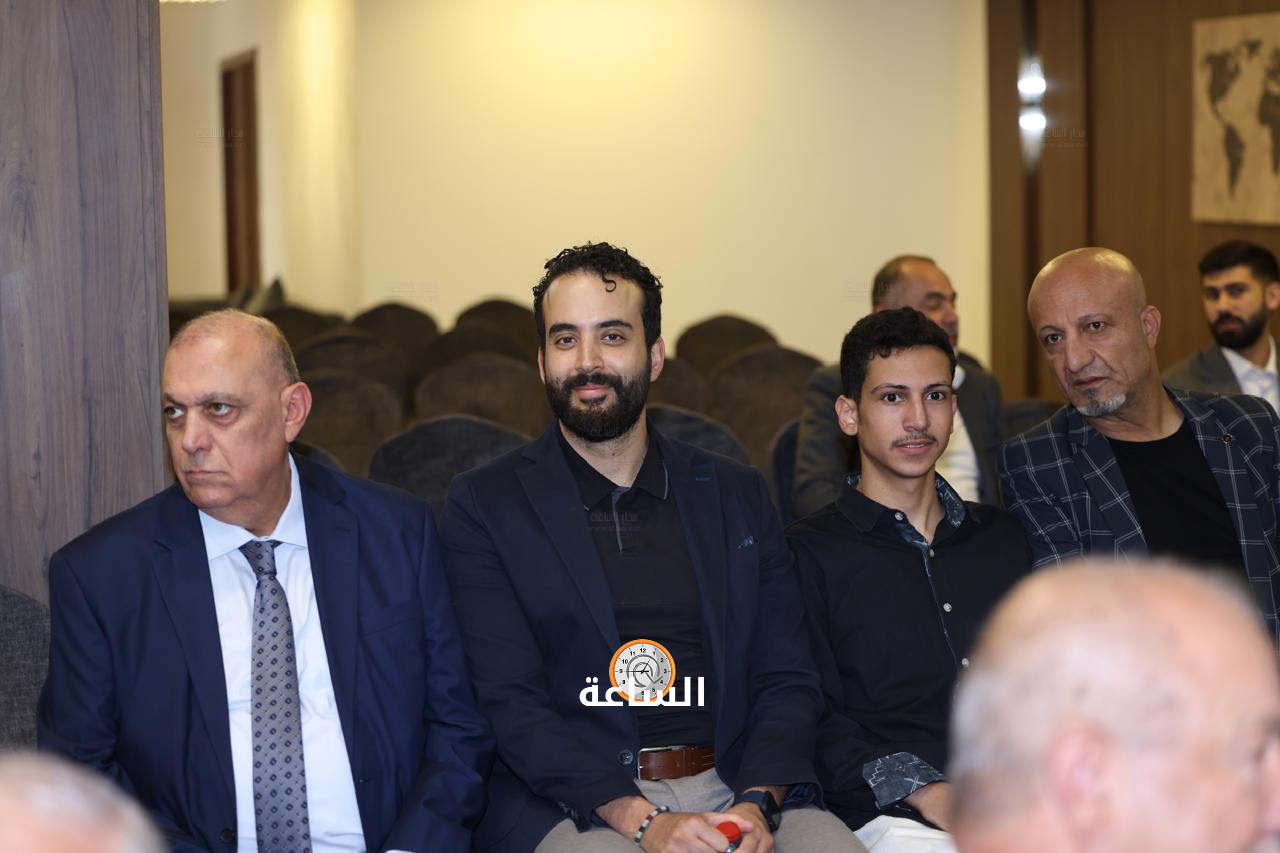 Madar Al-Saa Images 0.5441439354605297