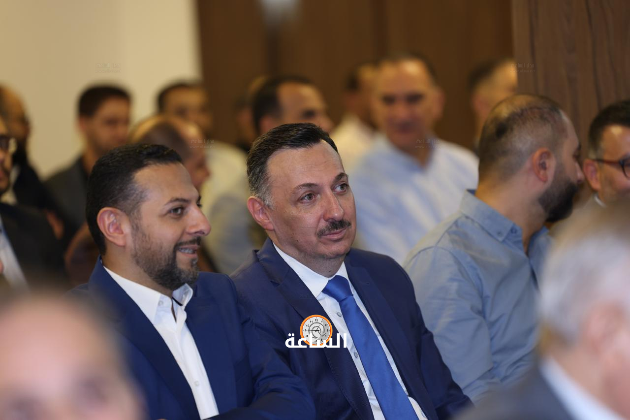 Madar Al-Saa Images 0.2340707367869489