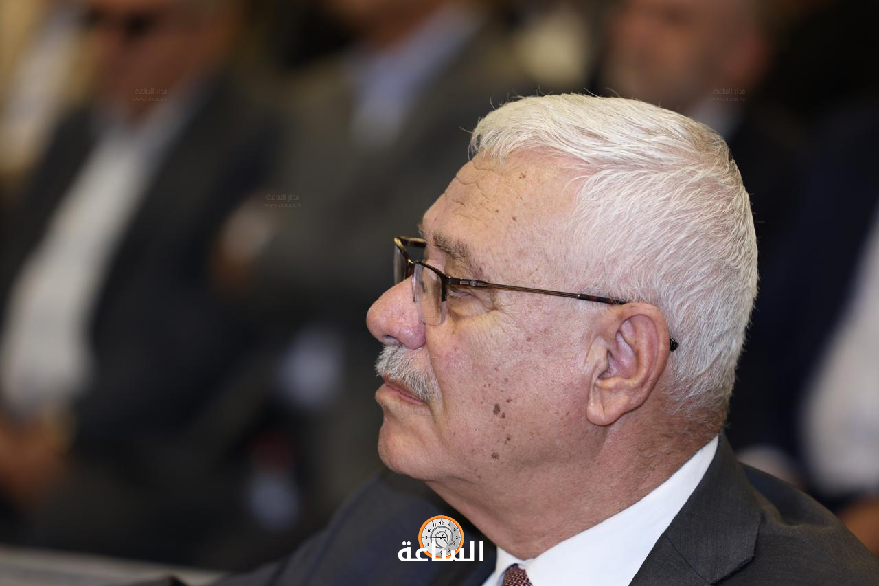 Madar Al-Saa Images 0.42231052269651526