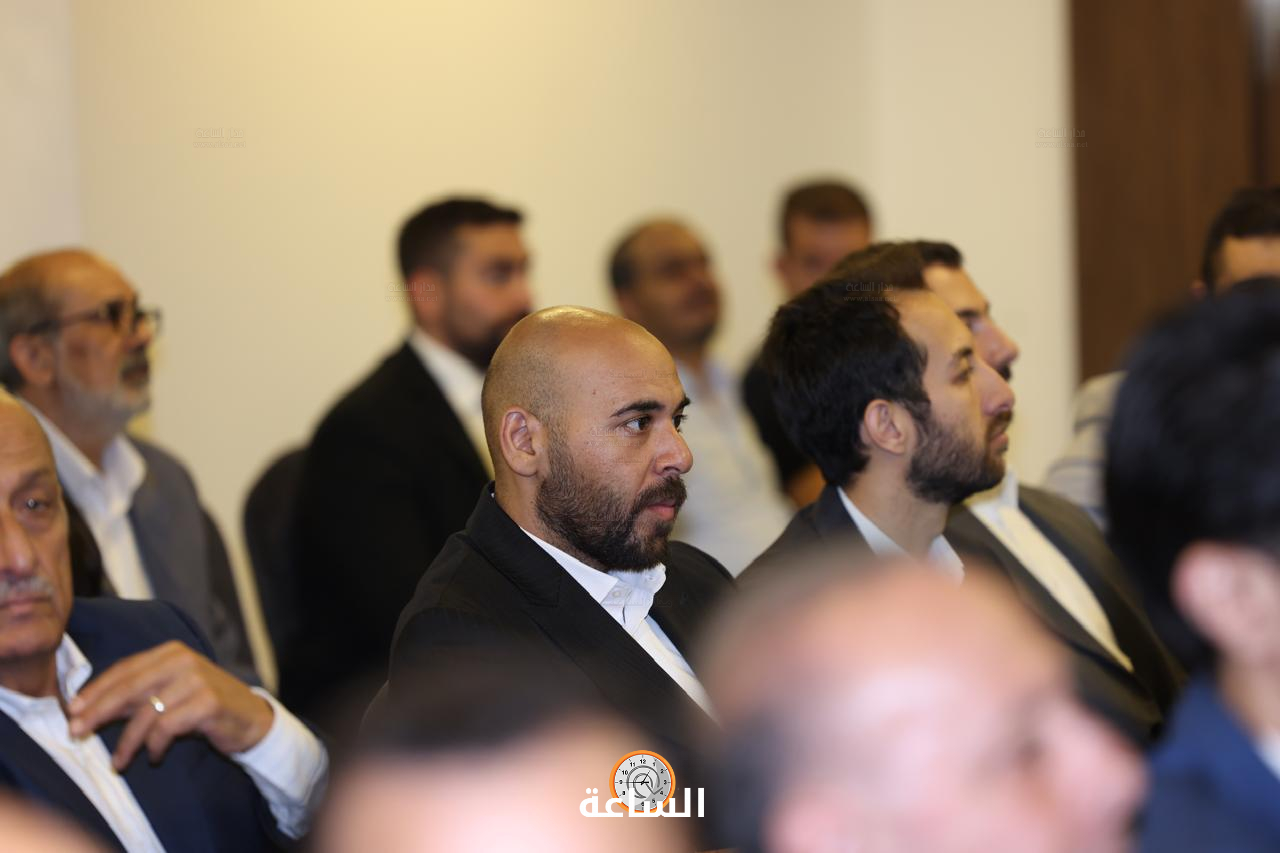 Madar Al-Saa Images 0.6632822542714232