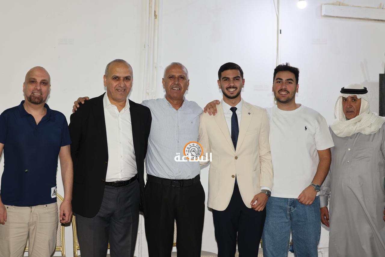 Madar Al-Saa Images 0.01176605110253015