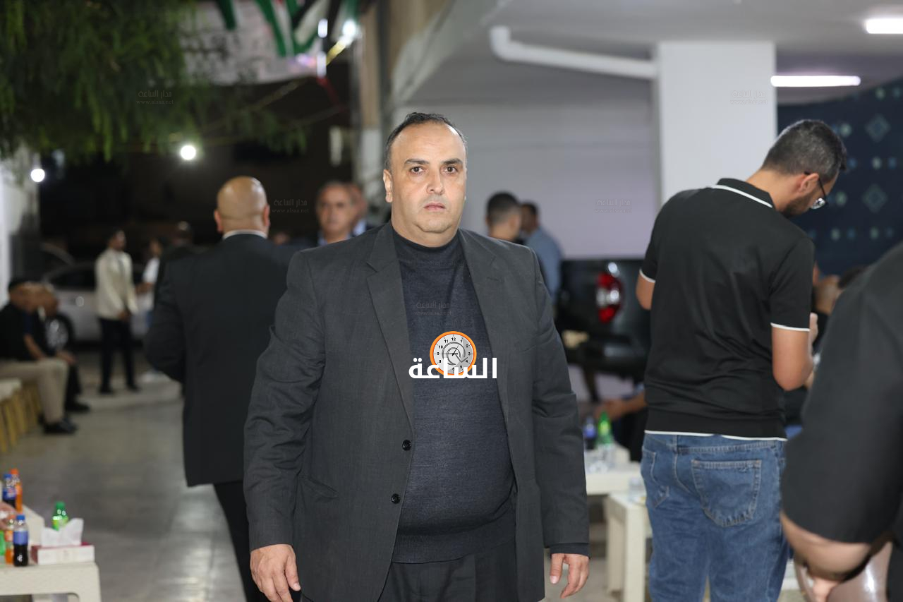 Madar Al-Saa Images 0.4886279353713302
