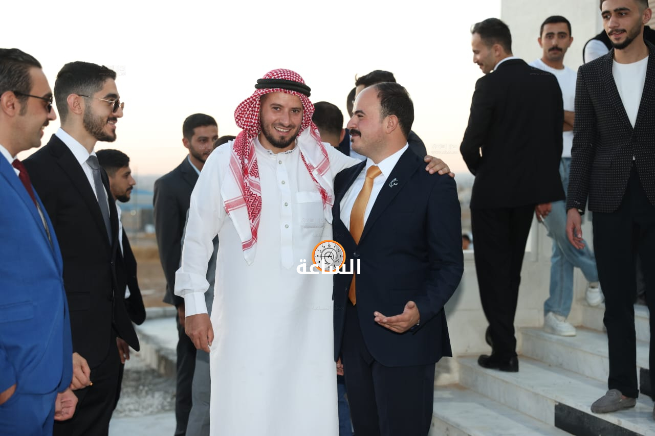 Madar Al-Saa Images 0.841543423264816