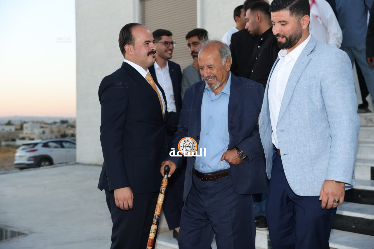 Madar Al-Saa Images 0.9295988608853274