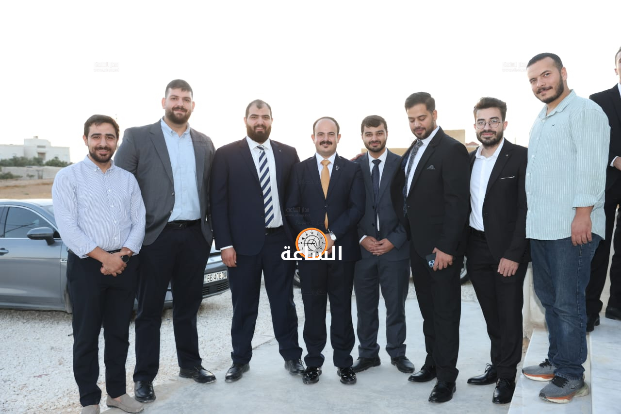 Madar Al-Saa Images 0.8827906759784732
