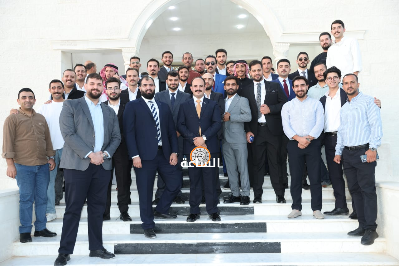 Madar Al-Saa Images 0.27821946663482366