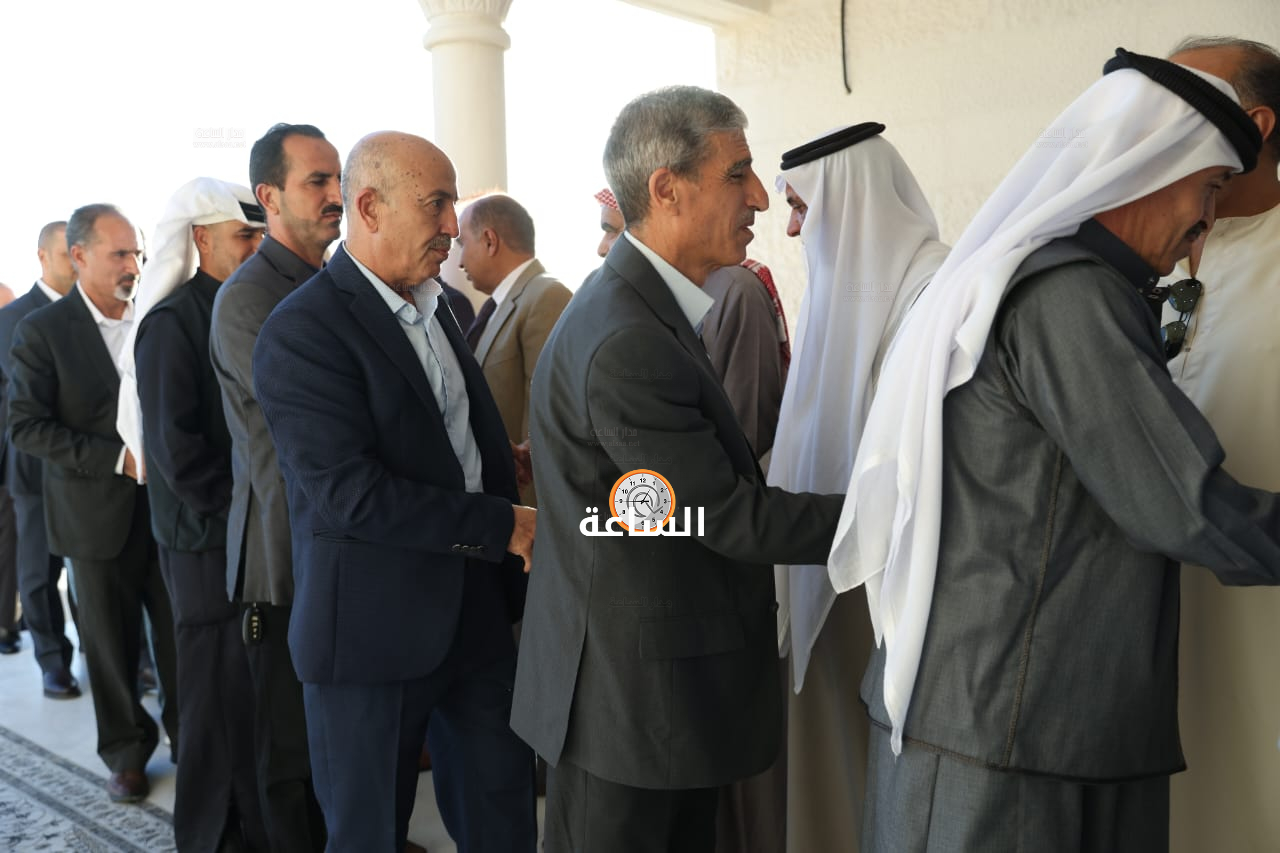 Madar Al-Saa Images 0.7405874663343243