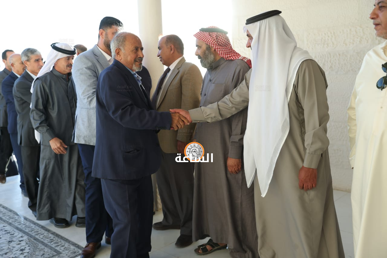 Madar Al-Saa Images 0.3981293192660813