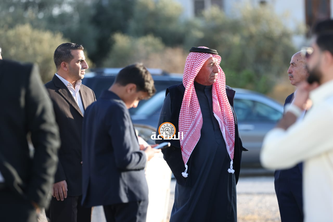 Madar Al-Saa Images 0.9960858547540282