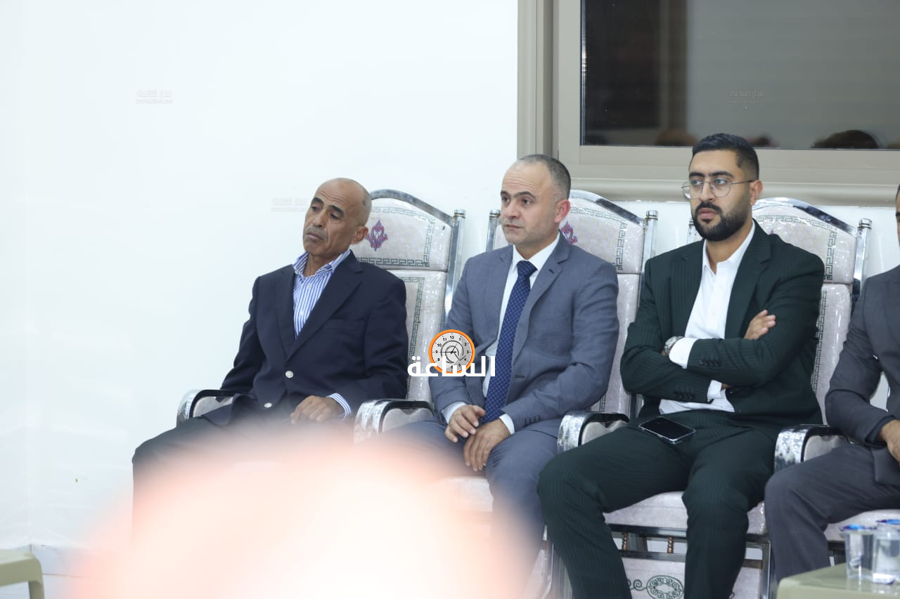 Madar Al-Saa Images 0.500139179325126