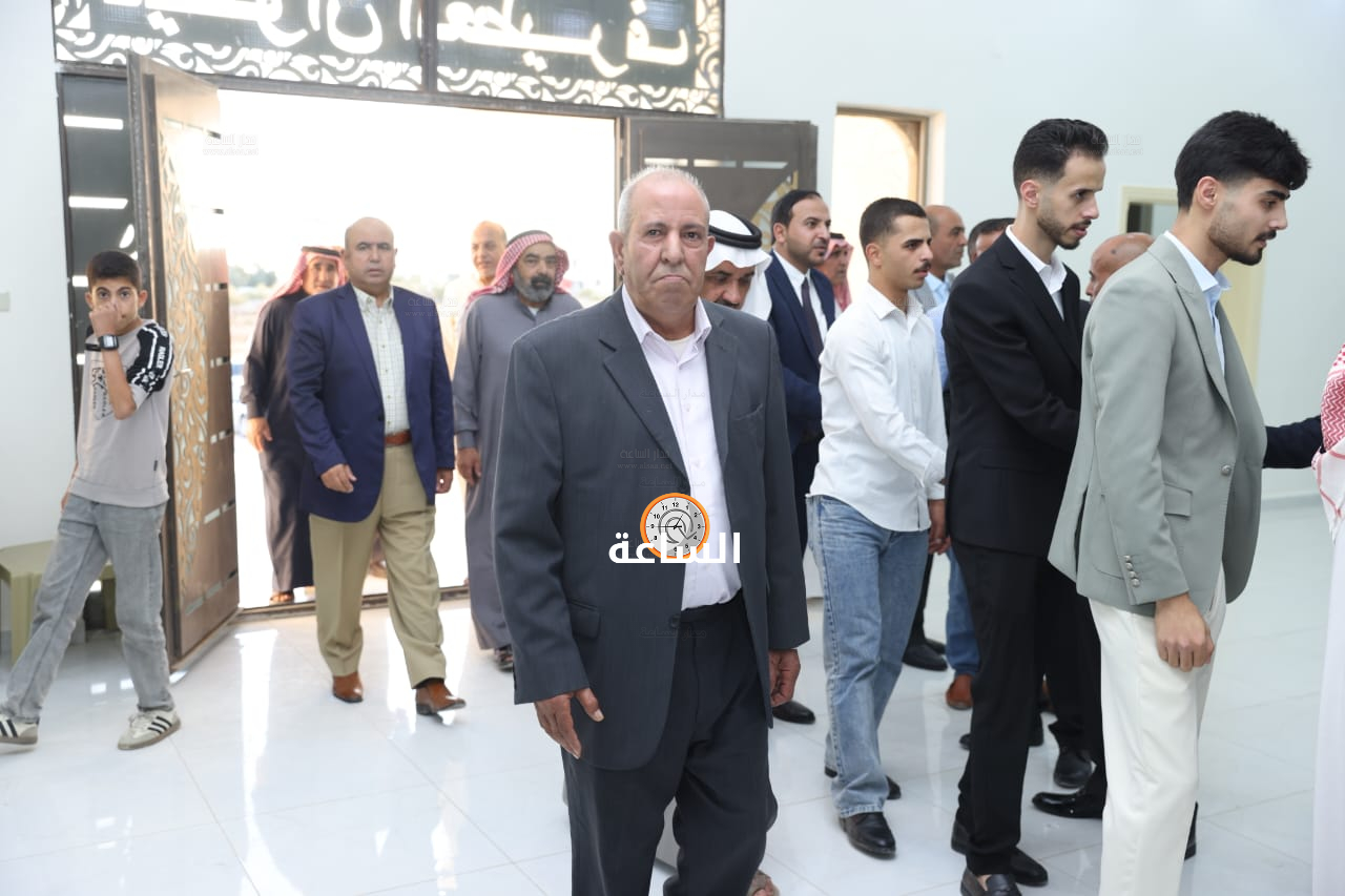 Madar Al-Saa Images 0.19018778337768127