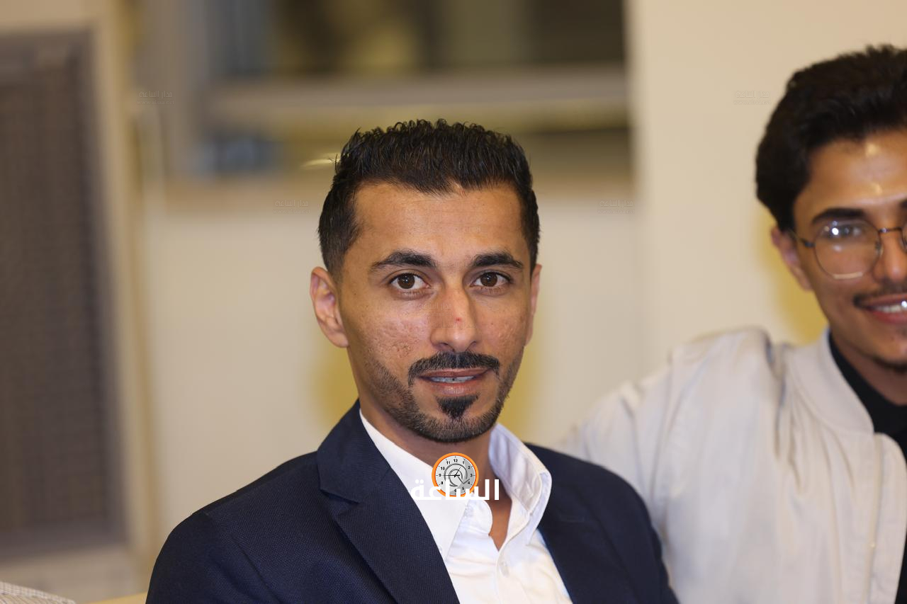 Madar Al-Saa Images 0.10382663142874693