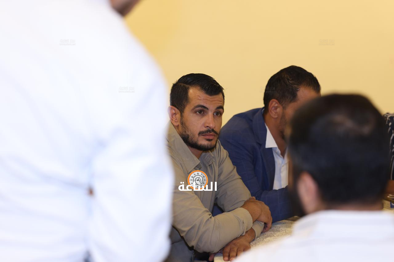 Madar Al-Saa Images 0.4772058622402169