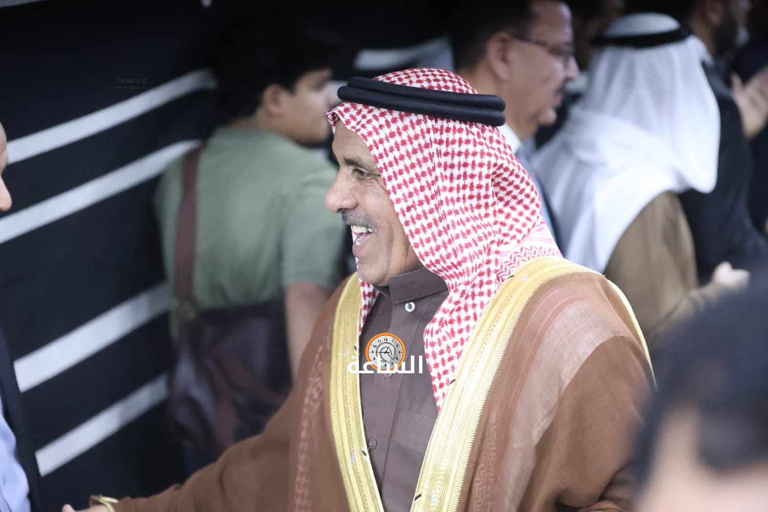Madar Al-Saa Images 0.39855075755950076