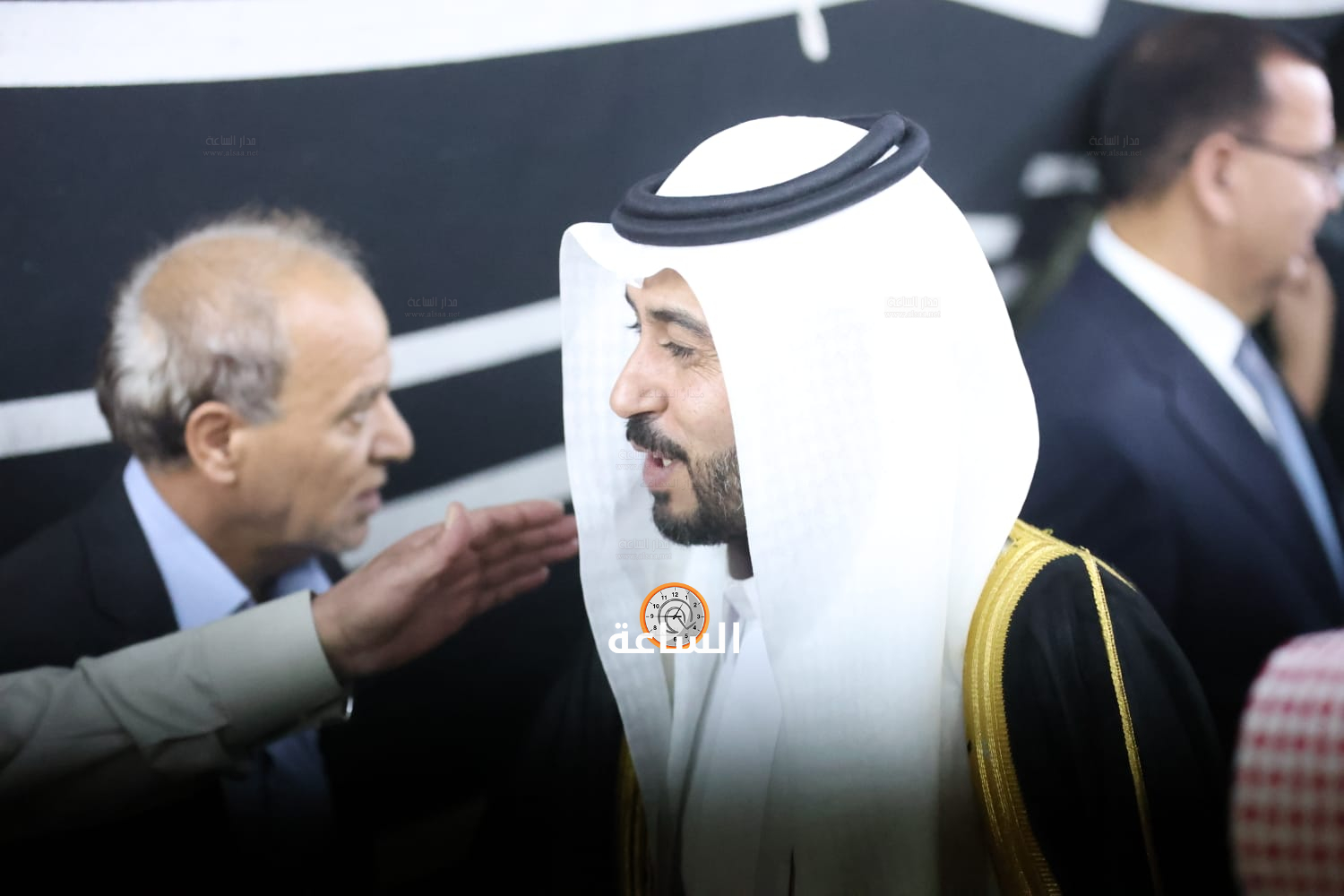 Madar Al-Saa Images 0.4955343550794252