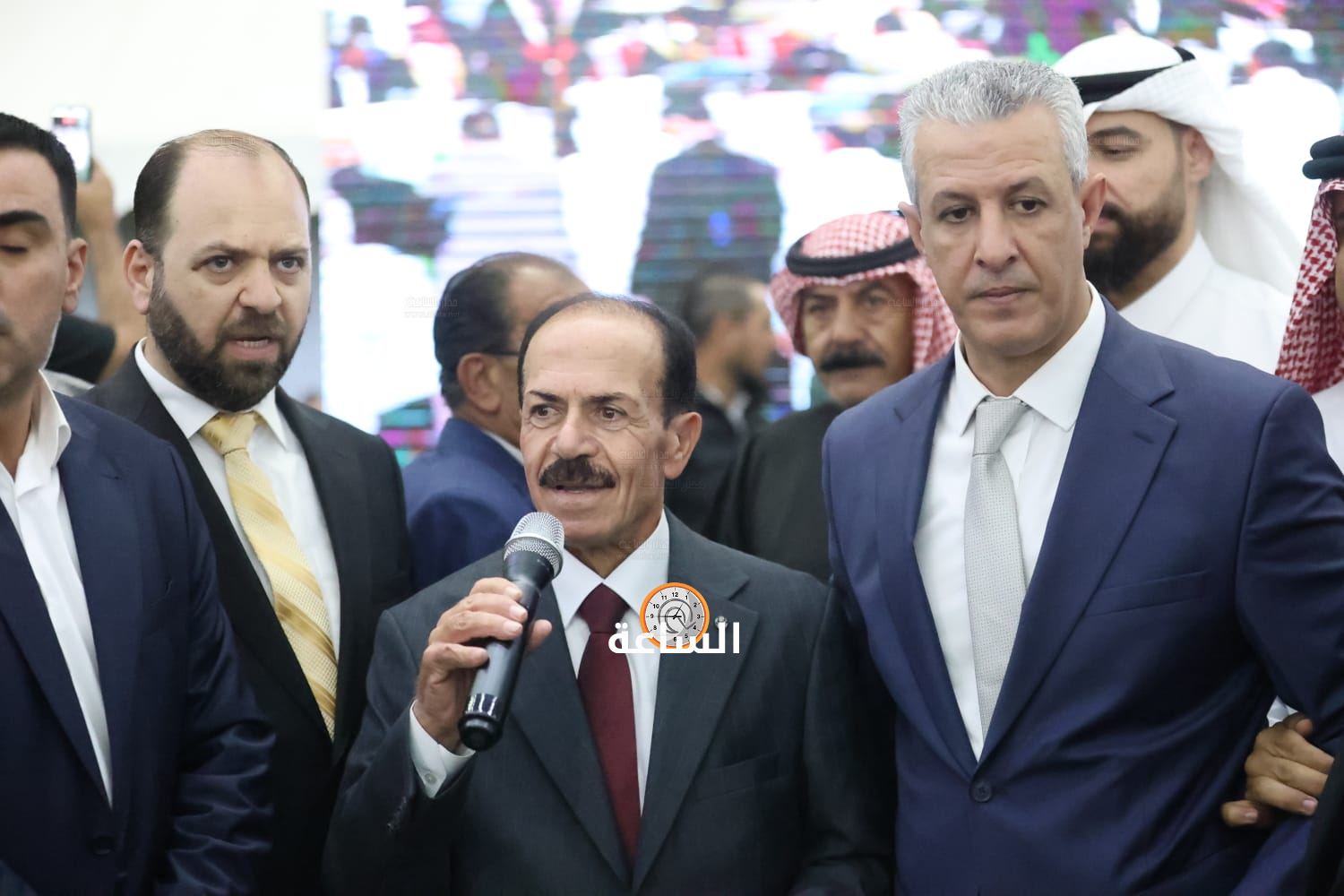 Madar Al-Saa Images 0.4502859002097528