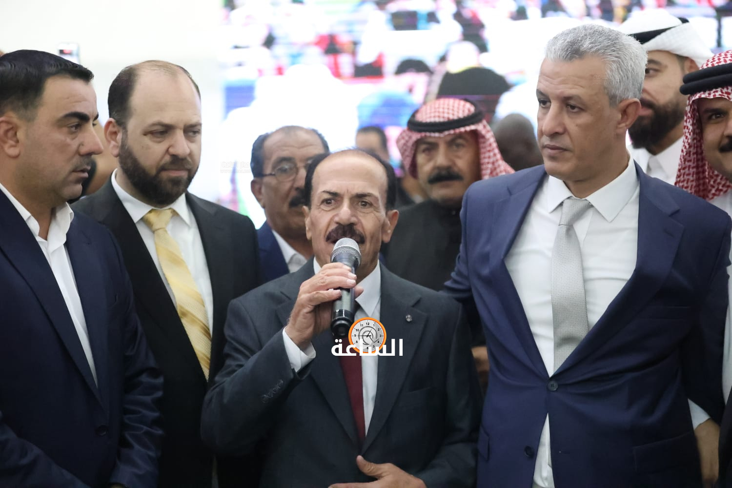 Madar Al-Saa Images 0.4145827905062366