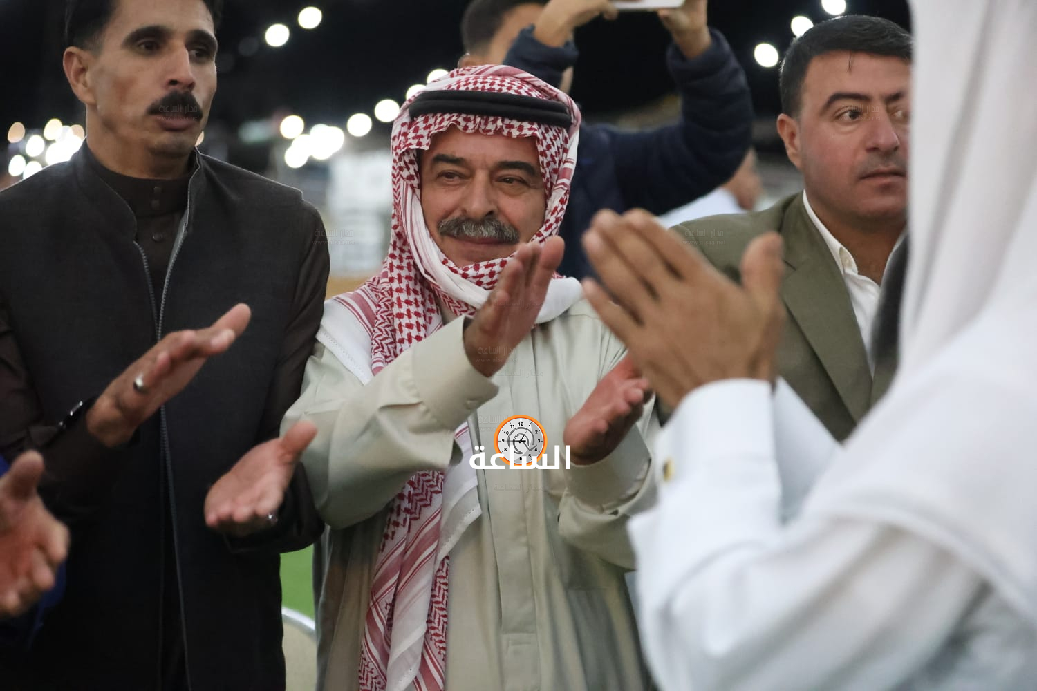 Madar Al-Saa Images 0.2928432341250635