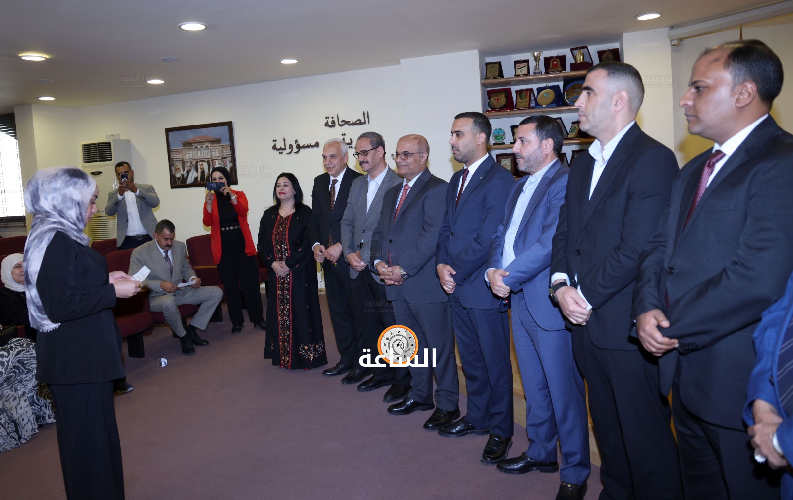 Madar Al-Saa Images 0.22152484149136287