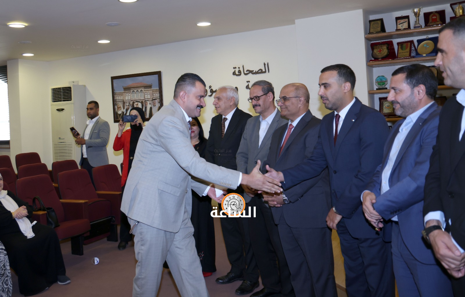 Madar Al-Saa Images 0.36623131079266025