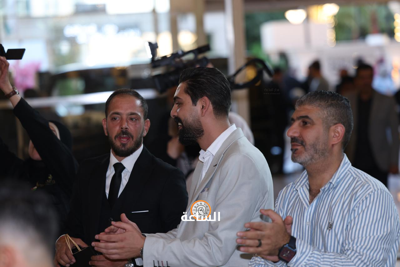Madar Al-Saa Images 0.15570871782647522