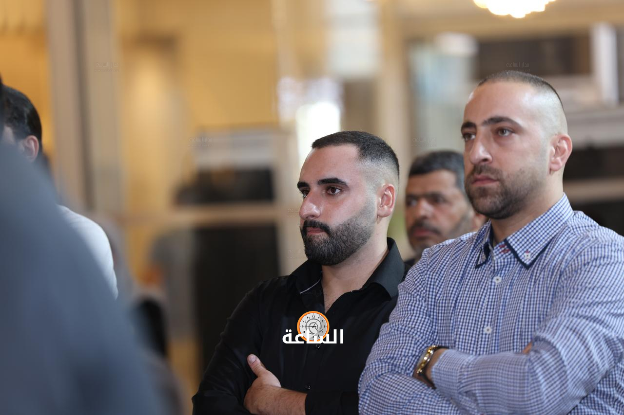 Madar Al-Saa Images 0.01767459863137688