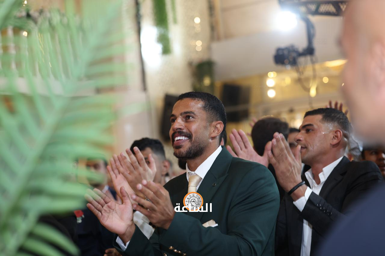 Madar Al-Saa Images 0.9761235225411597
