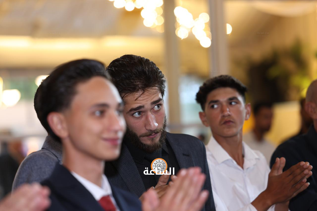 Madar Al-Saa Images 0.25404813694435713