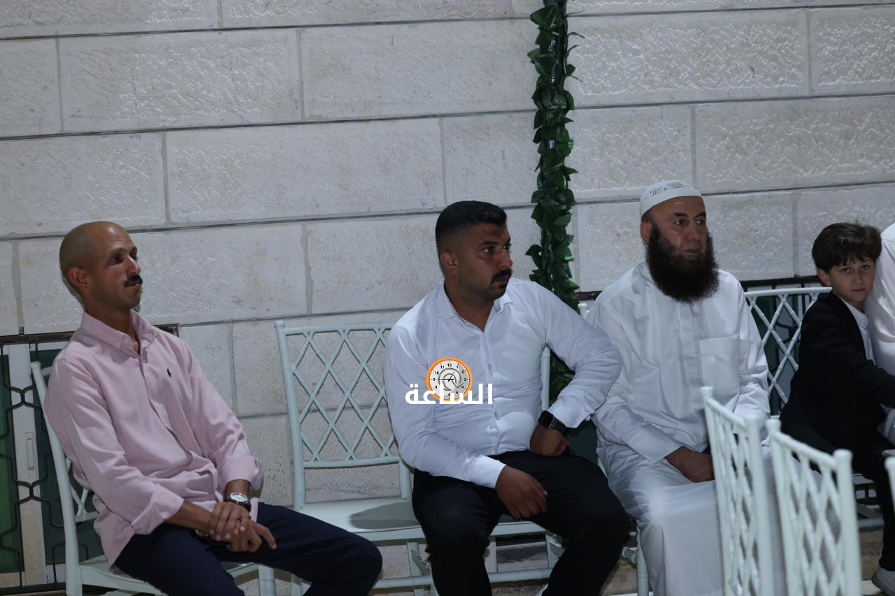 Madar Al-Saa Images 0.9142796328467659