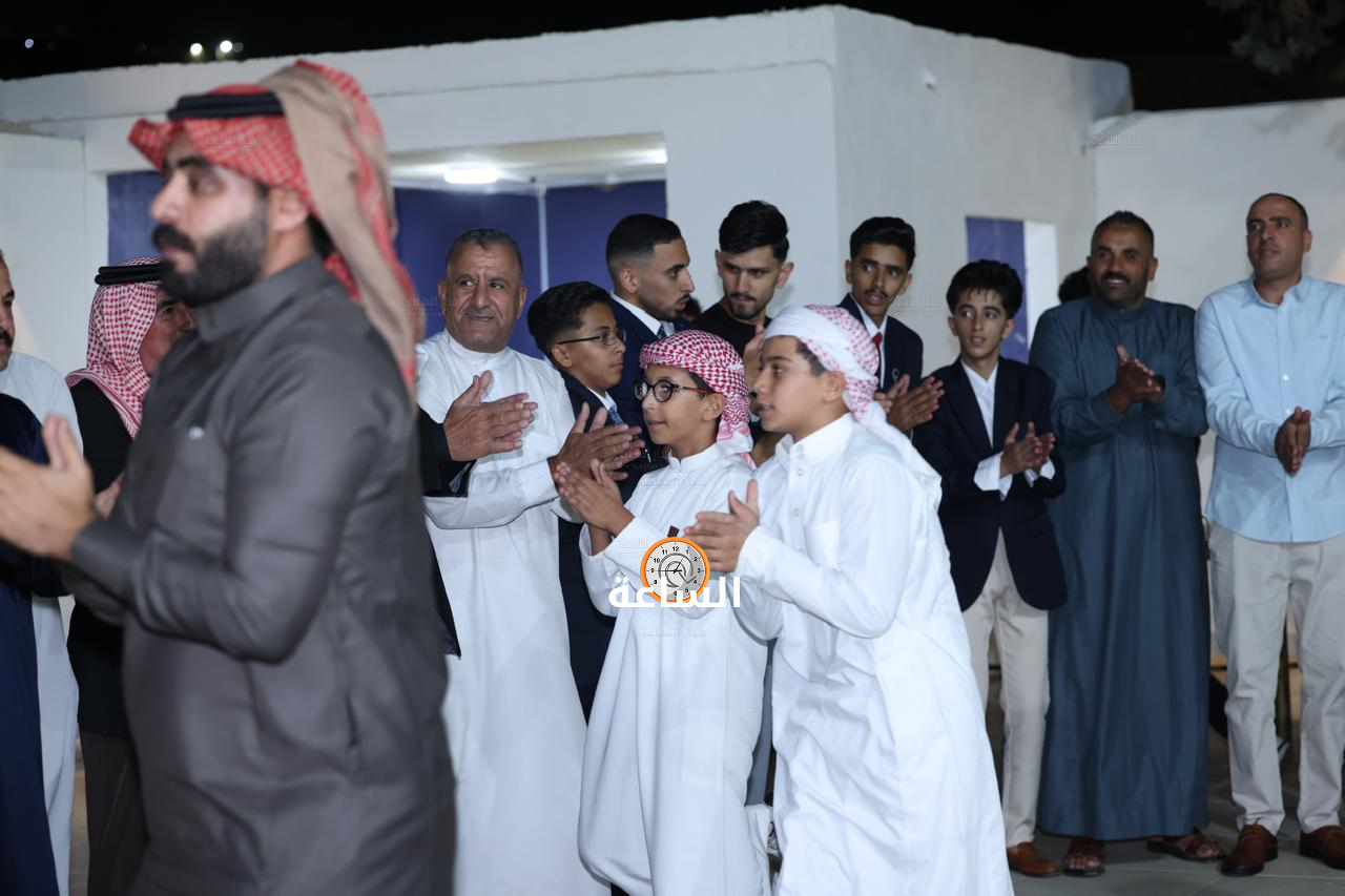 Madar Al-Saa Images 0.4405069197060375