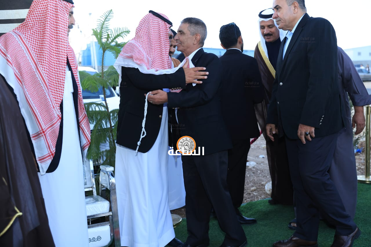 Madar Al-Saa Images 0.04227561479072095