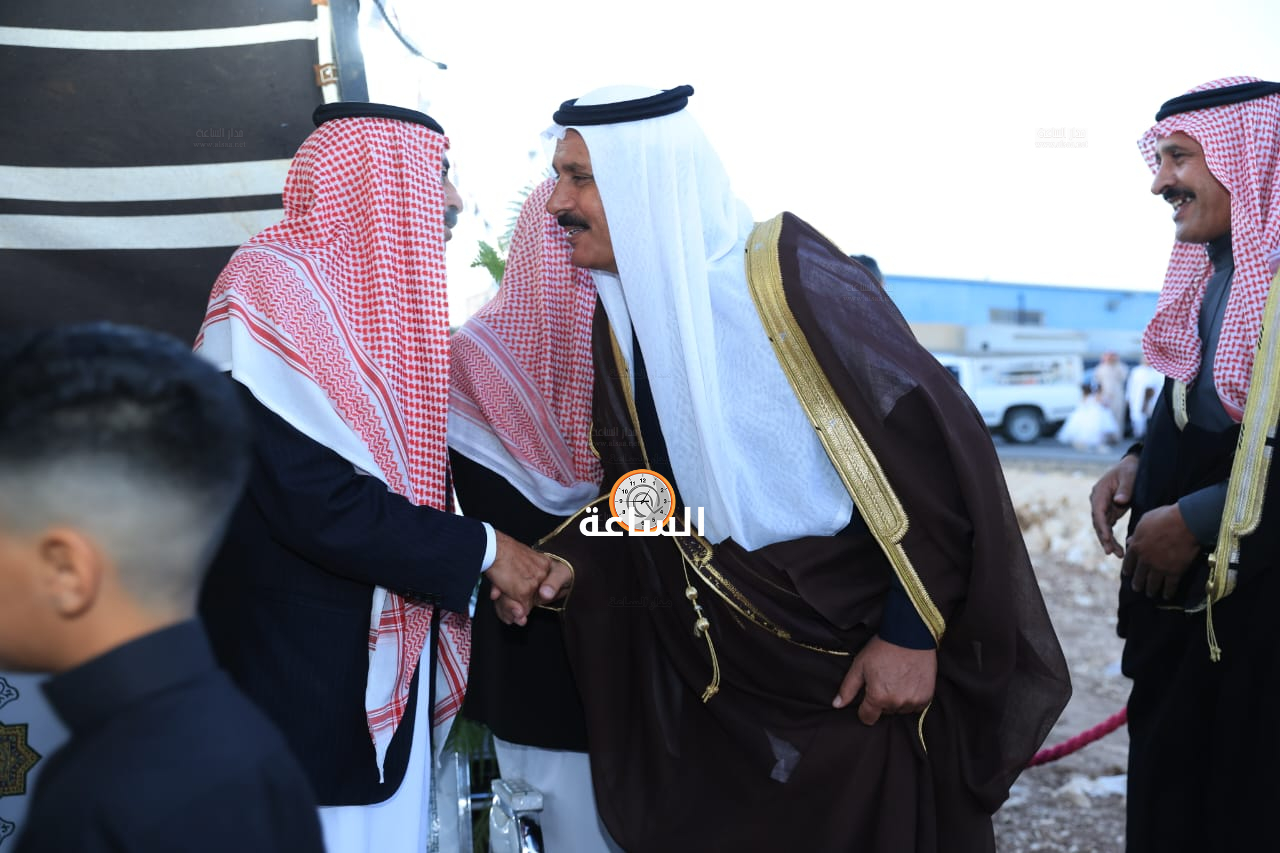Madar Al-Saa Images 0.00016506151962303317