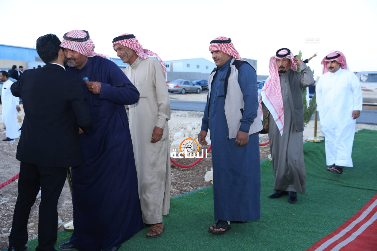 Madar Al-Saa Images 0.7156373589218714