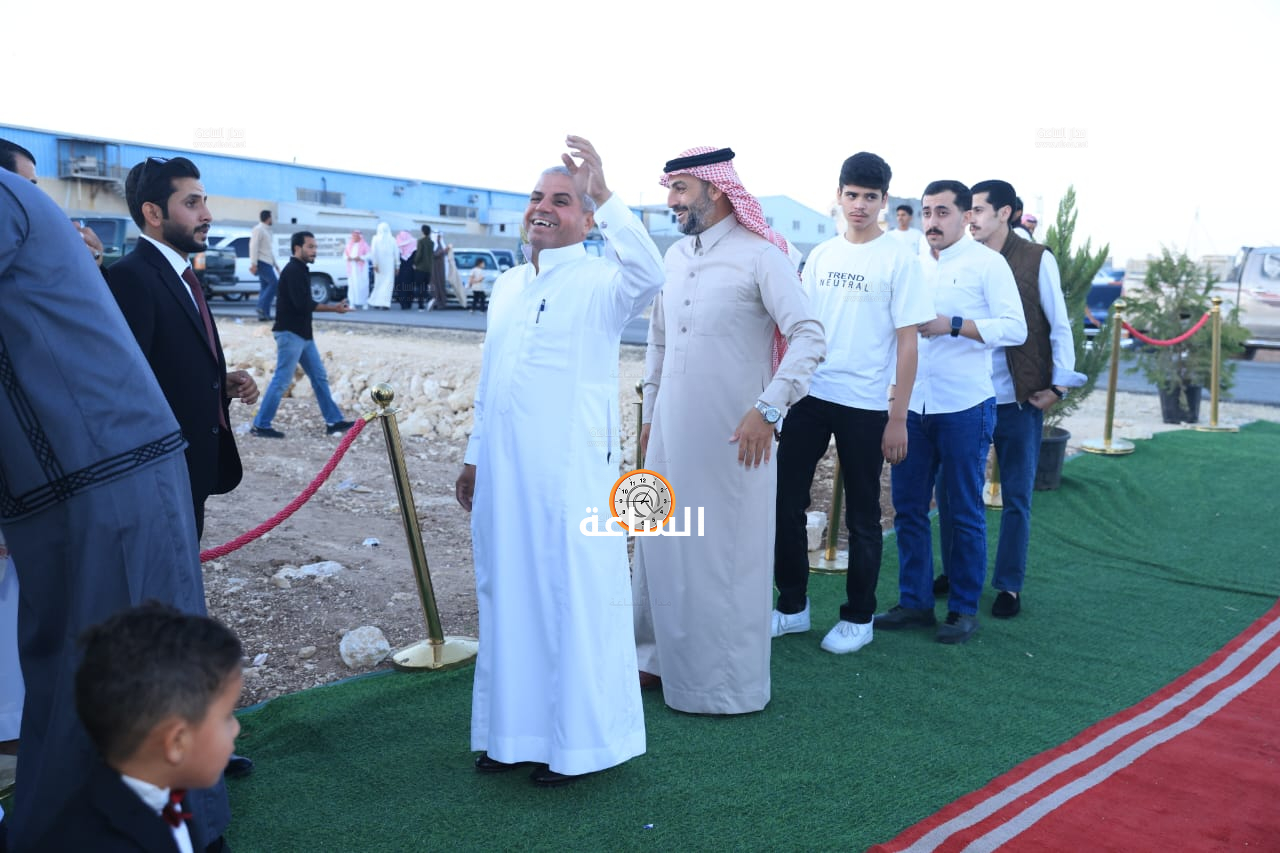 Madar Al-Saa Images 0.5518619736624509