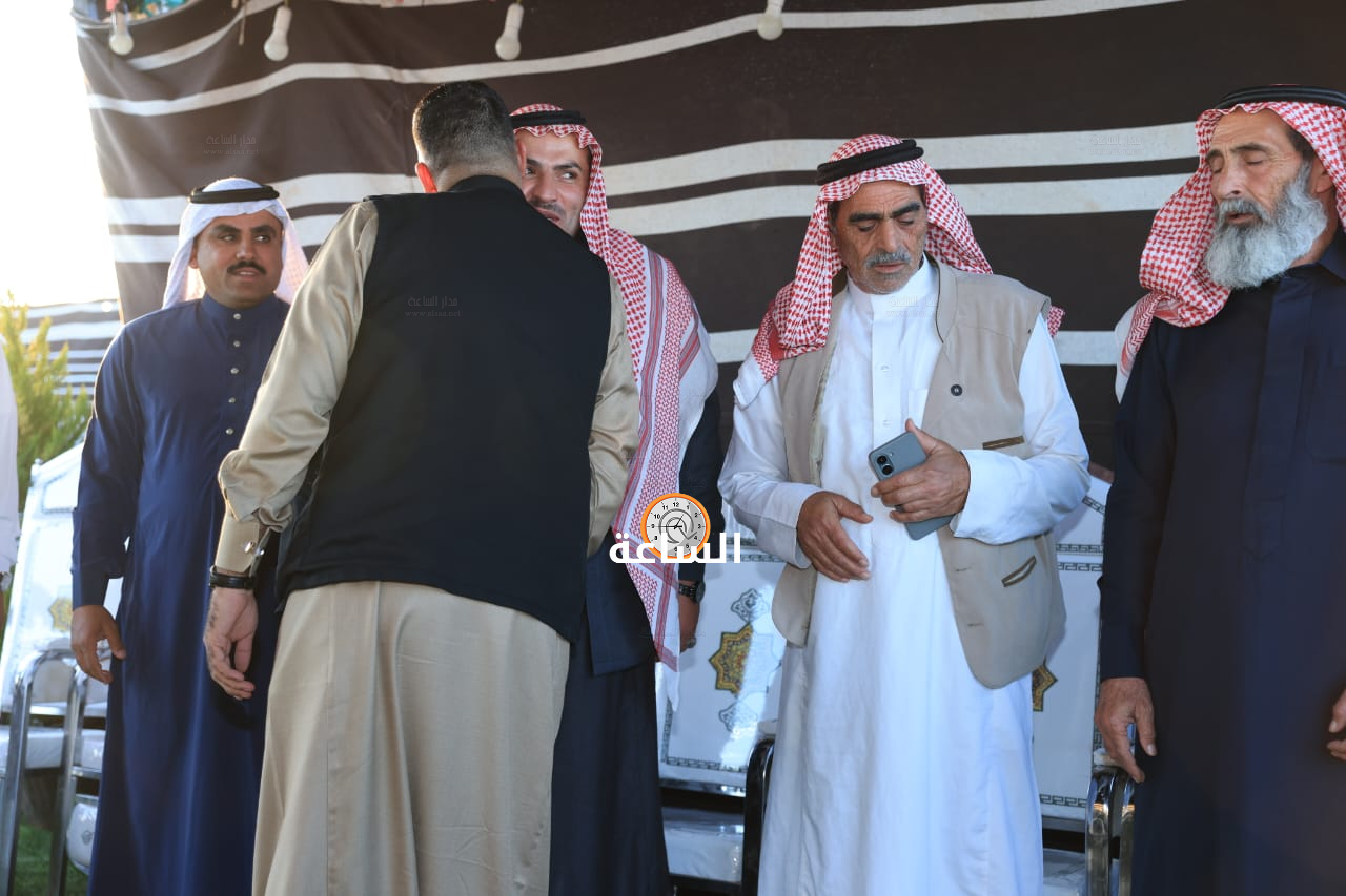 Madar Al-Saa Images 0.32463062353299