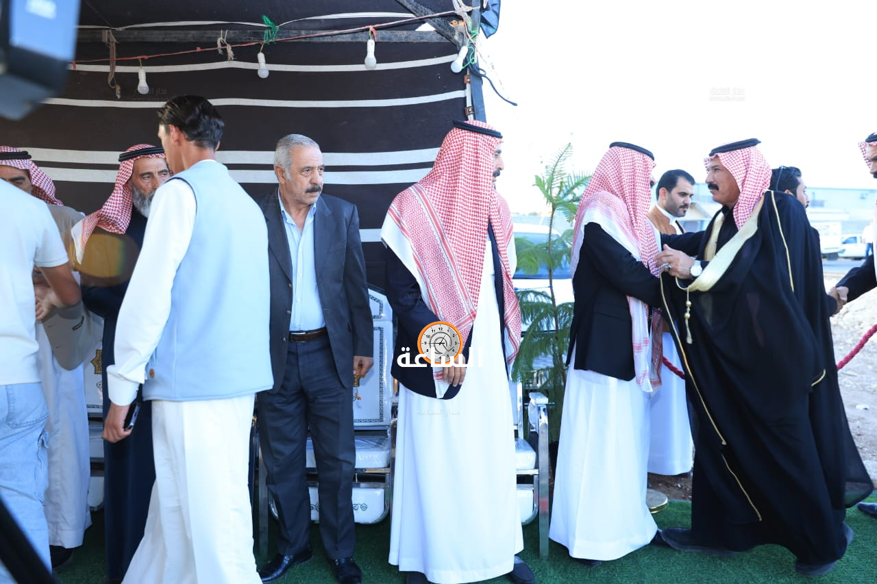 Madar Al-Saa Images 0.8917489591516955