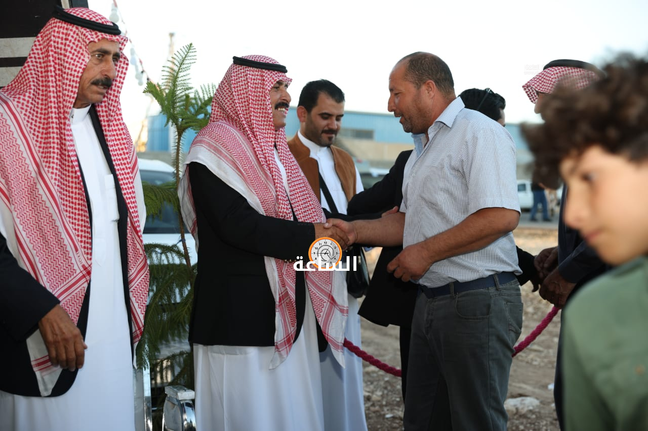 Madar Al-Saa Images 0.2384606321966154