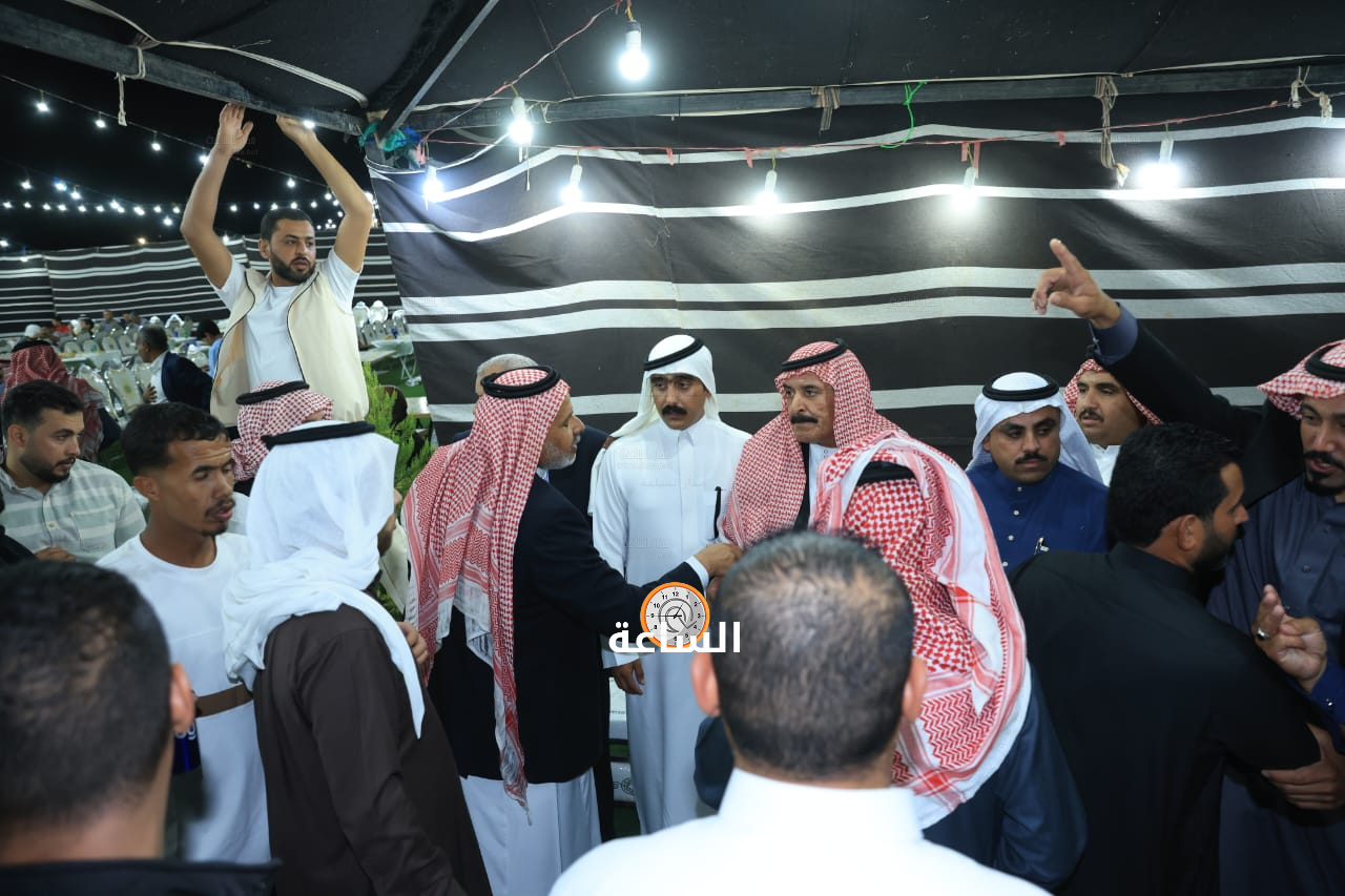 Madar Al-Saa Images 0.40003632360838093