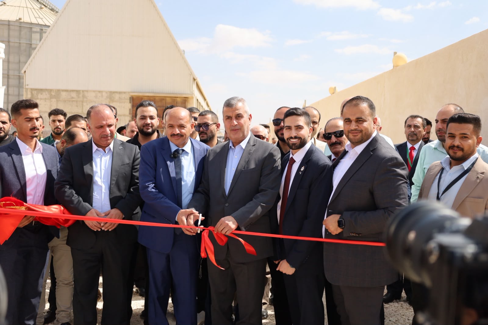 Madar Al-Saa Images 0.7632453388094012