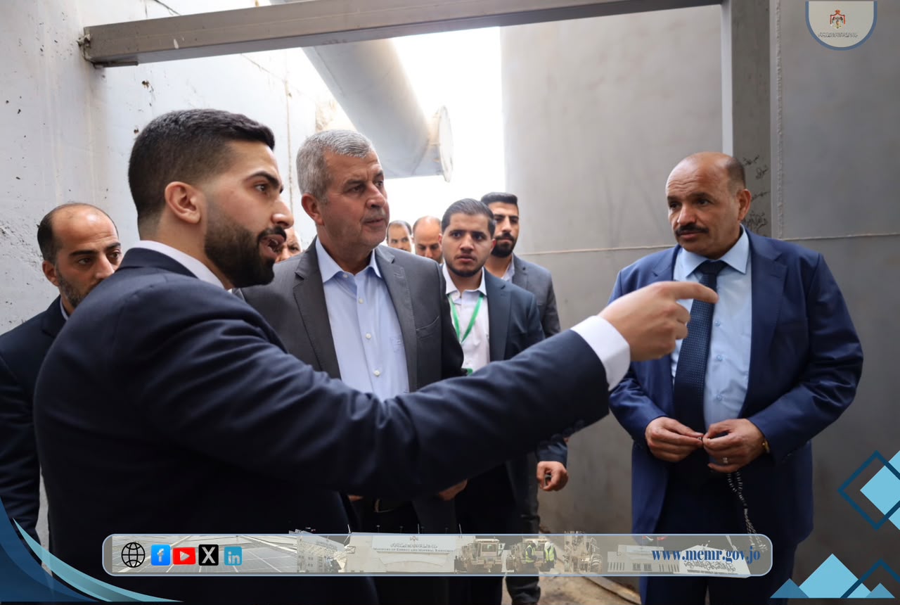 Madar Al-Saa Images 0.405598001510013