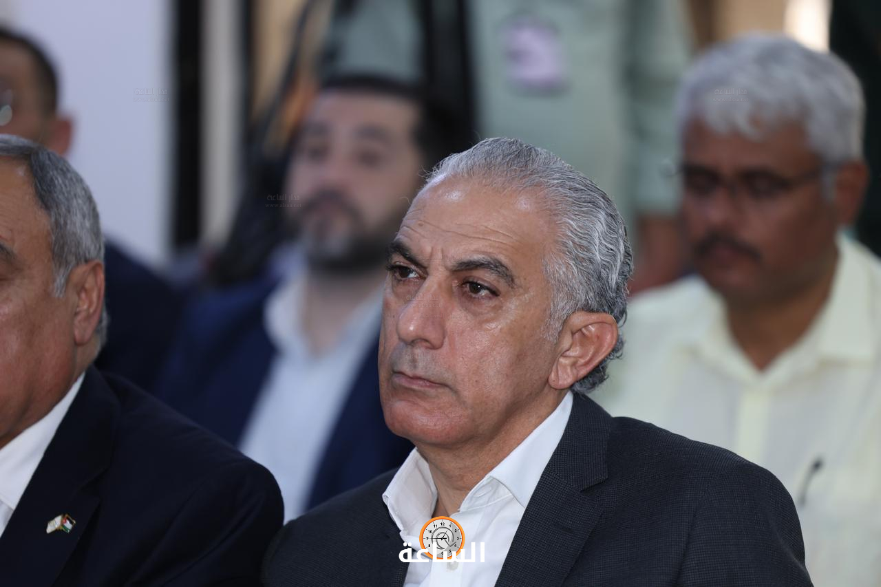 Madar Al-Saa Images 0.16700974858228057