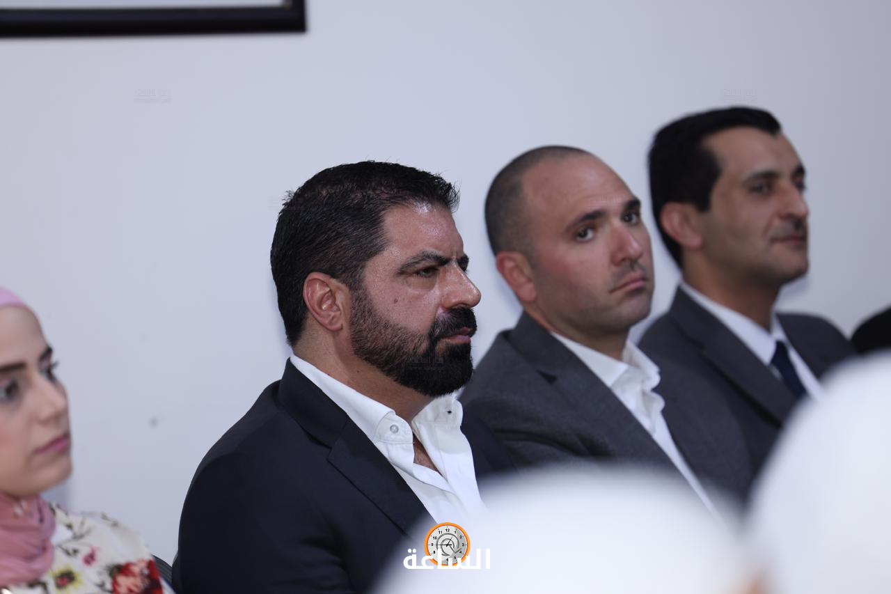 Madar Al-Saa Images 0.003965983061419376