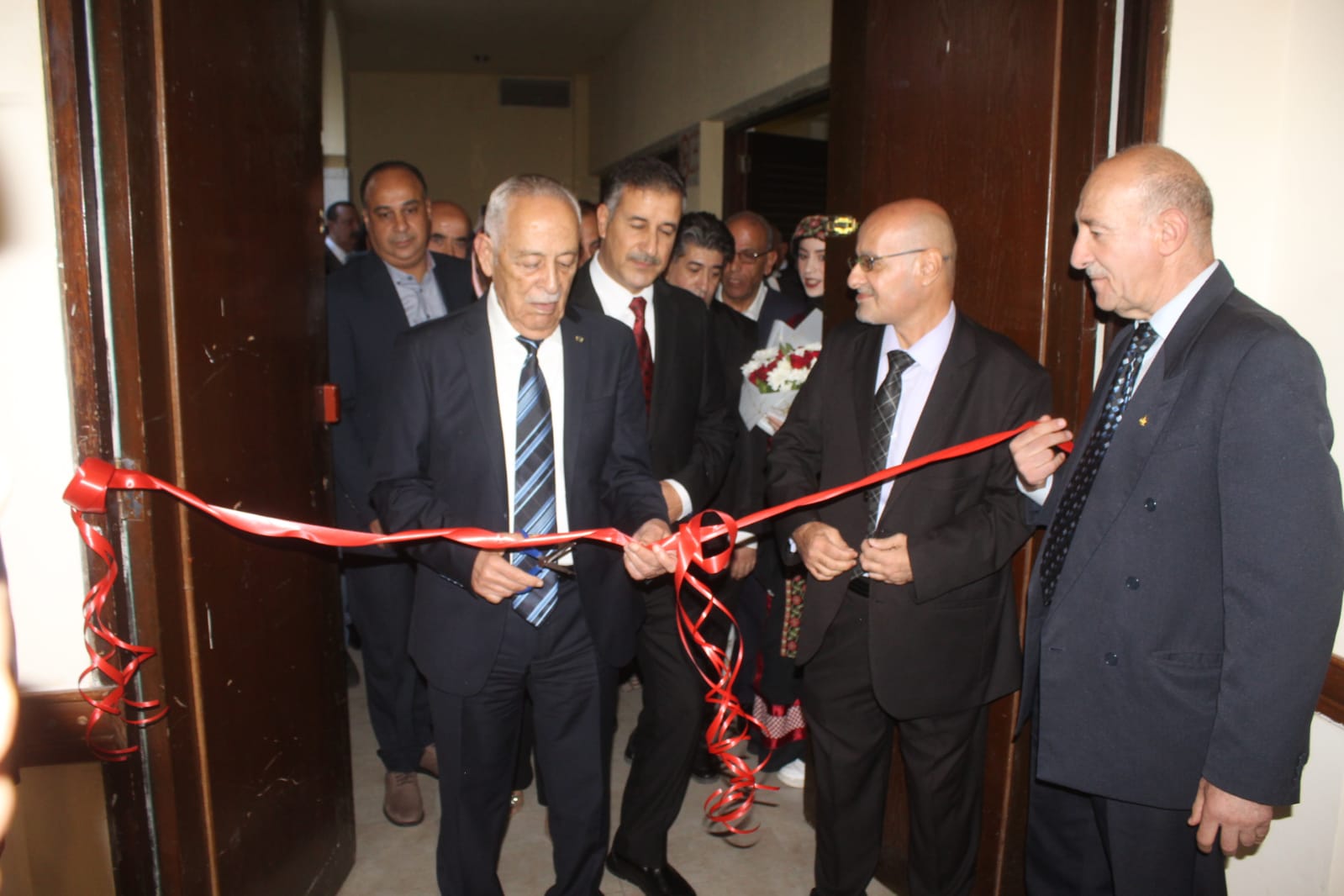Madar Al-Saa Images 0.7094800920140903