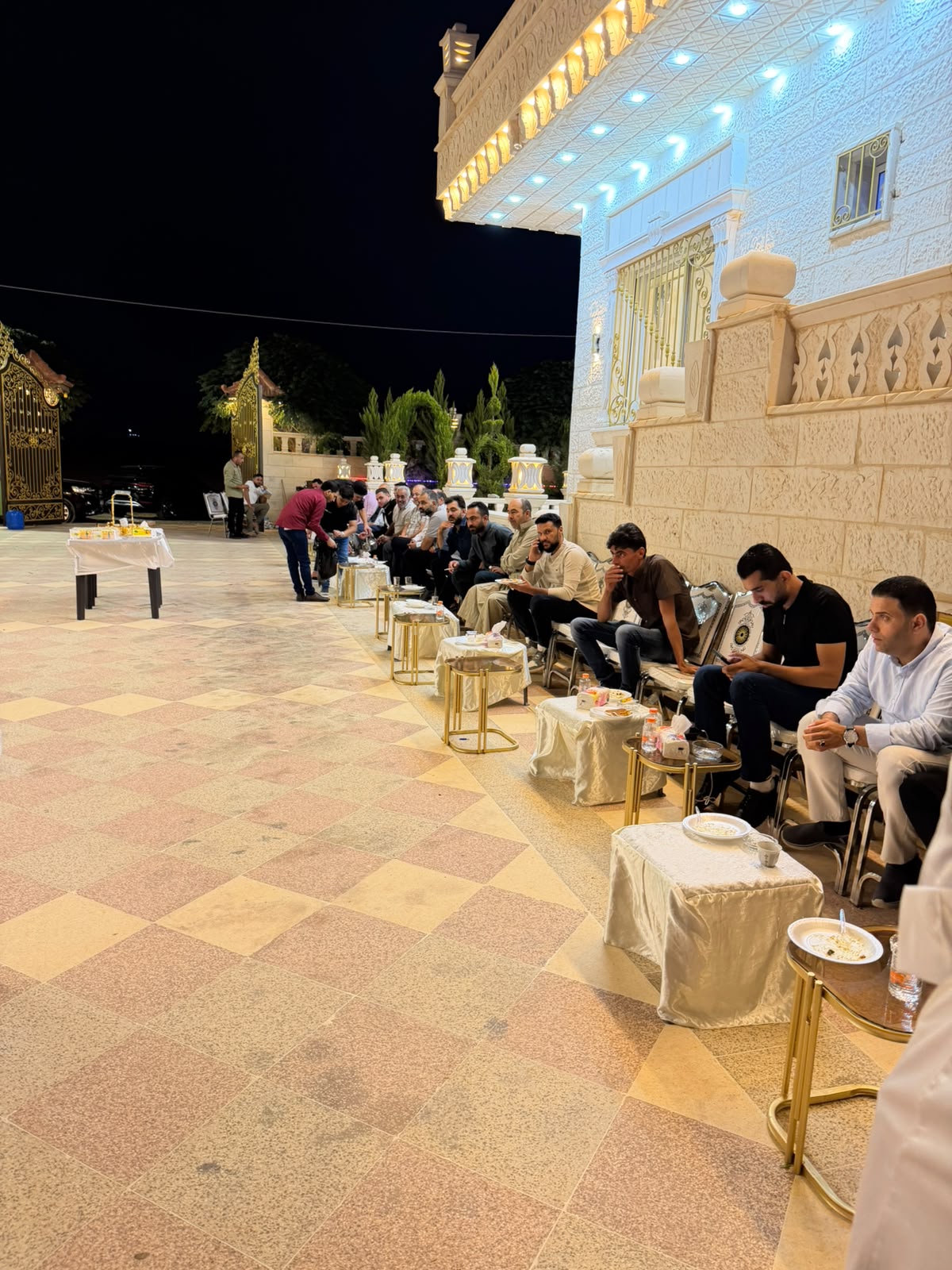 Madar Al-Saa Images 0.8380786355224709