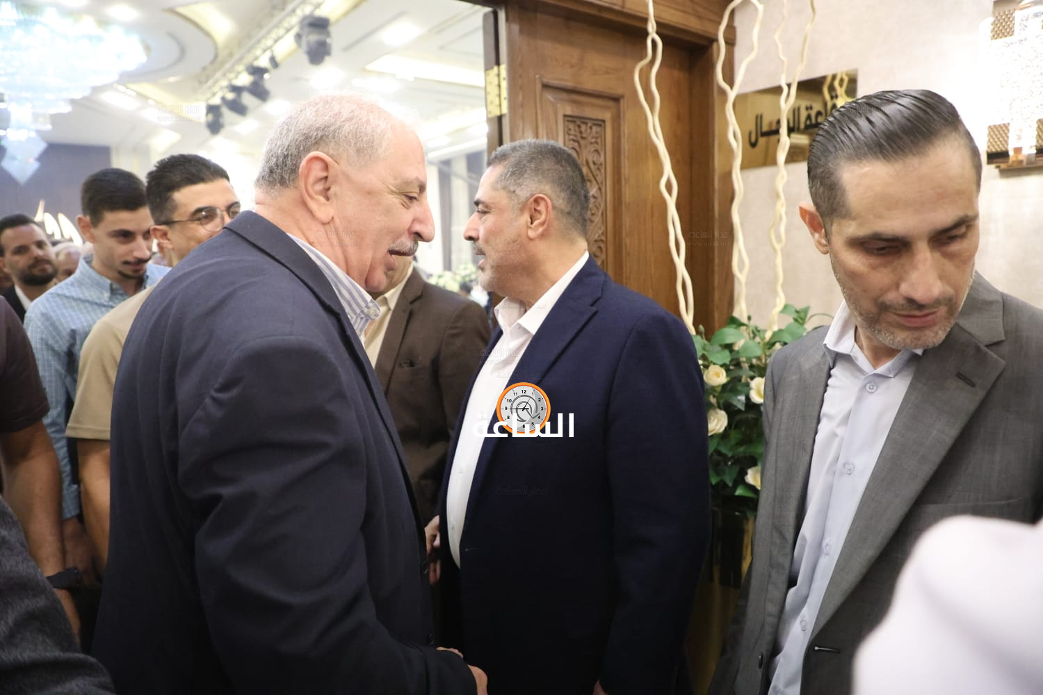 Madar Al-Saa Images 0.39385354884663326