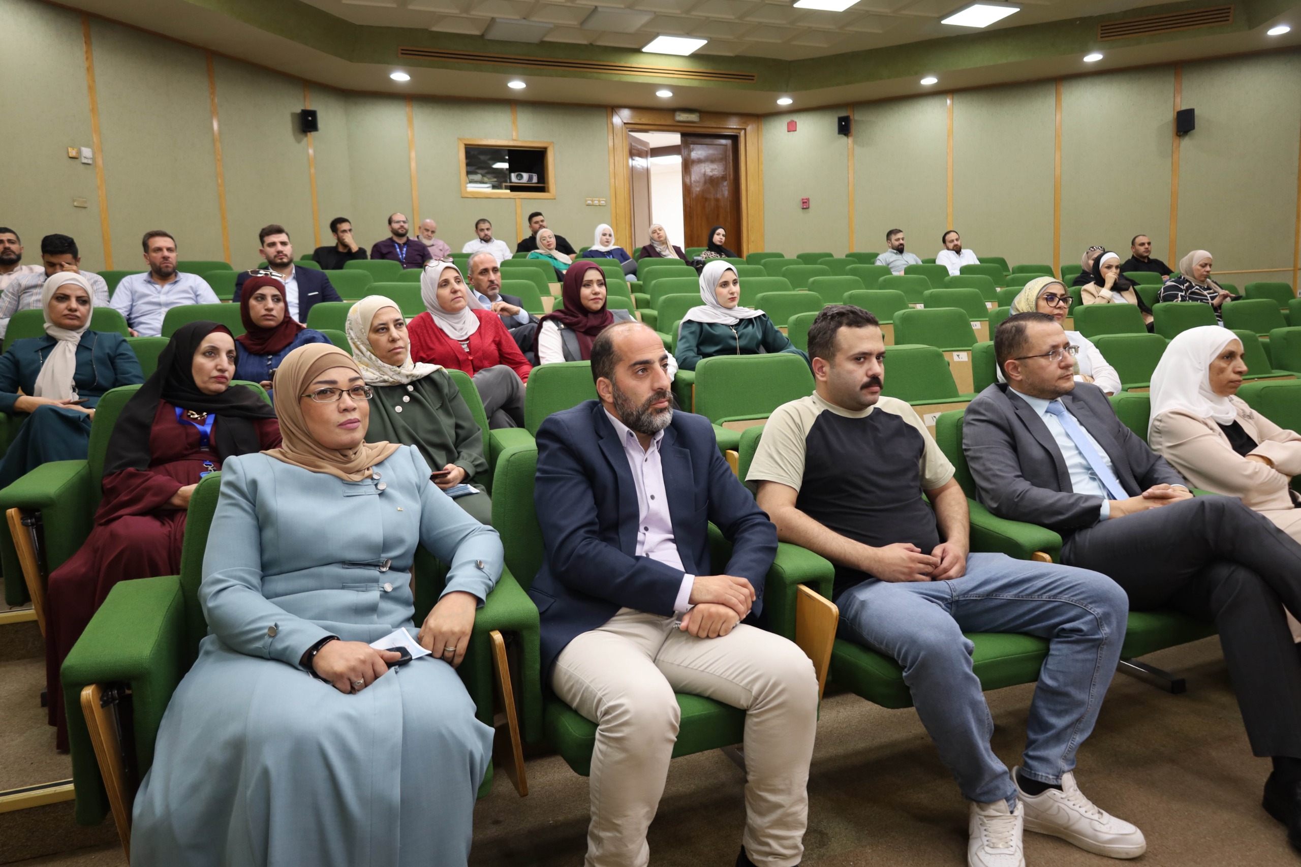 Madar Al-Saa Images 0.4880992519923003