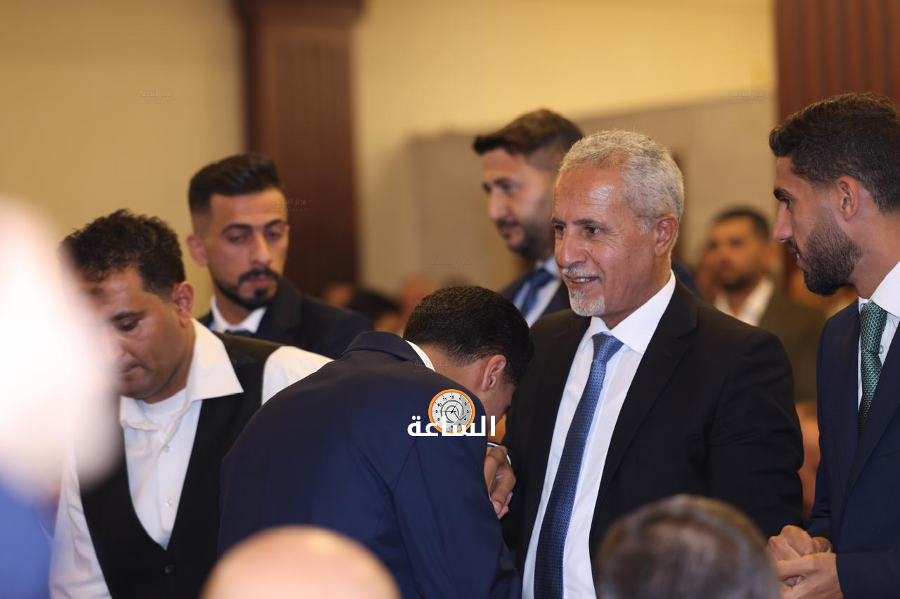 Madar Al-Saa Images 0.39632794073313016
