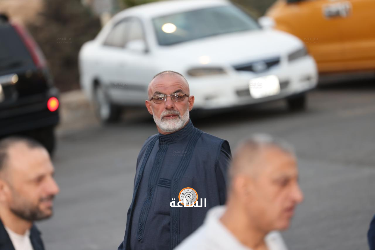 Madar Al-Saa Images 0.3608270190659427