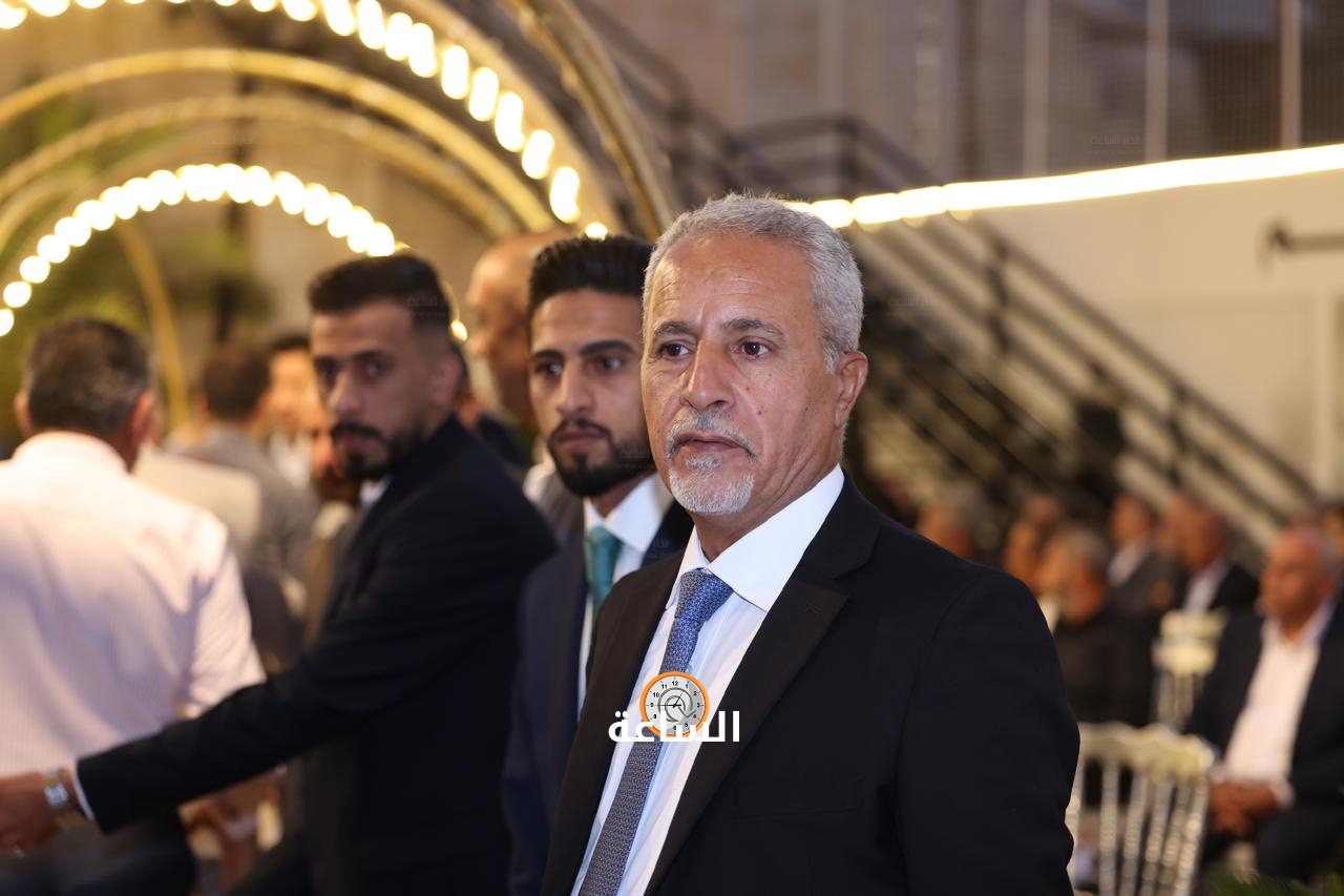 Madar Al-Saa Images 0.8830157200389136