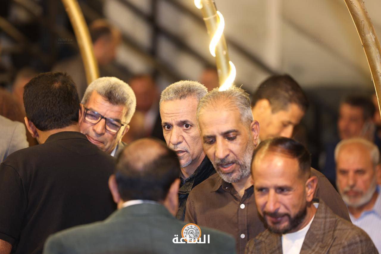 Madar Al-Saa Images 0.4340959356717229
